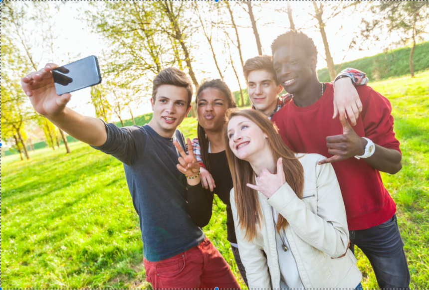 Alimentazione e adolescenza Alimentazione e adolescenza